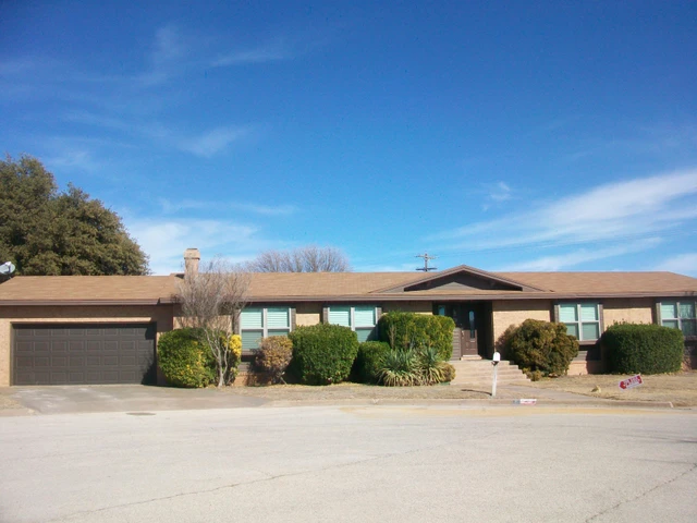 Nearby Listing Image