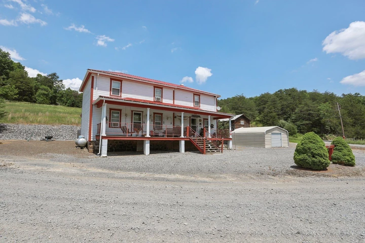 Nearby Listing Image