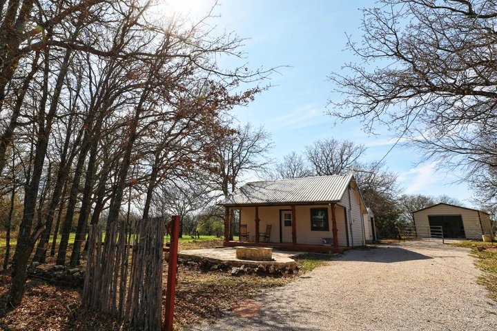 Nearby Listing Image