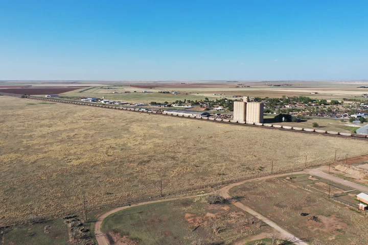 Nearby Listing Image