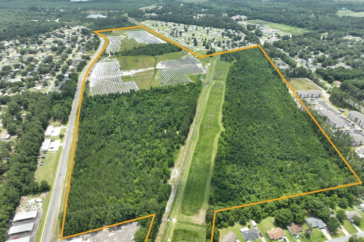 Nearby Listing Image