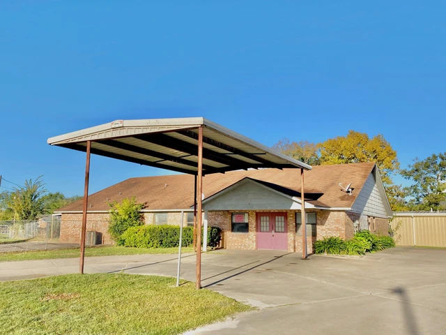 Nearby Listing Image