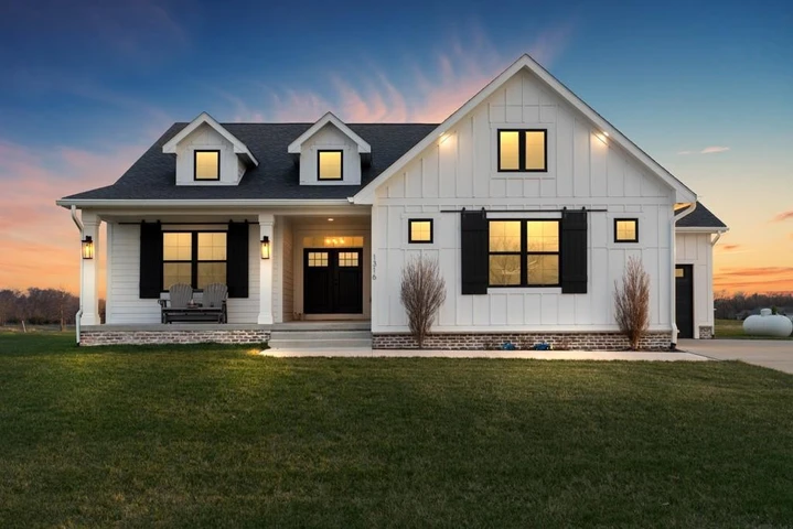 Nearby Listing Image