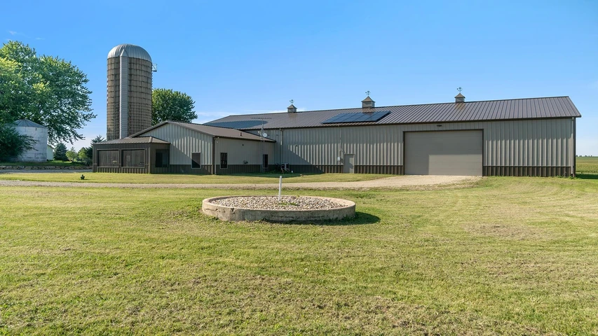 Nearby Listing Image