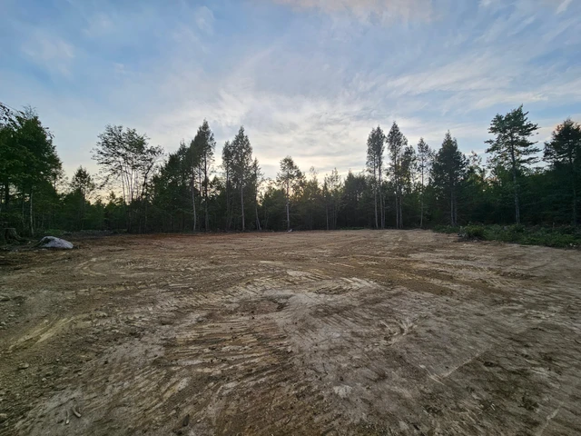 Nearby Listing Image