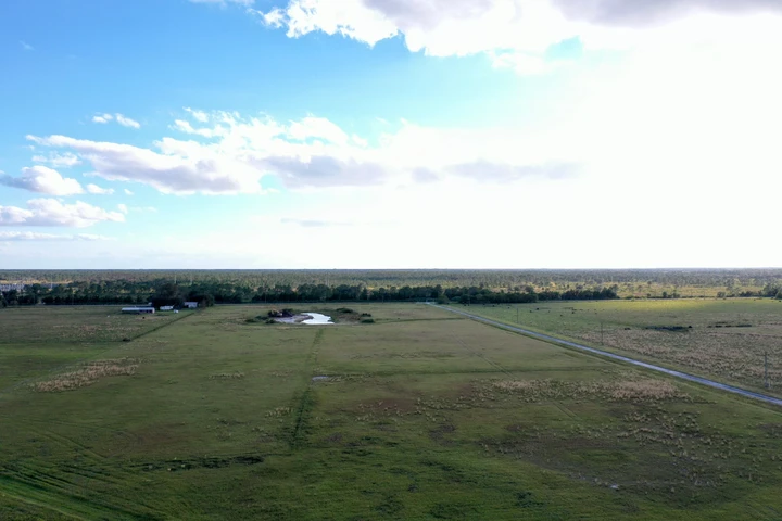 Nearby Listing Image