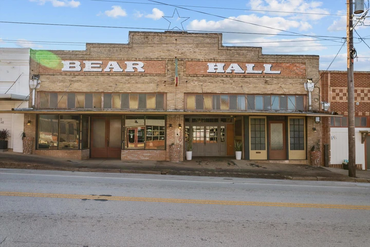 Nearby Listing Image