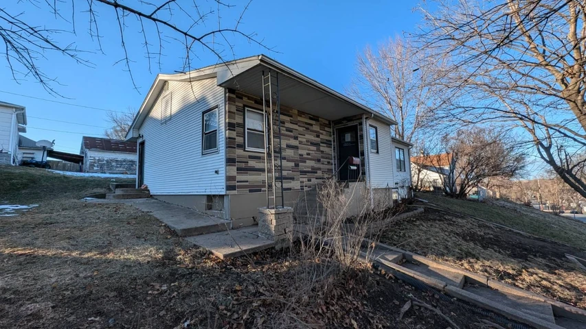 Nearby Listing Image