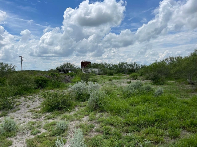 Nearby Listing Image