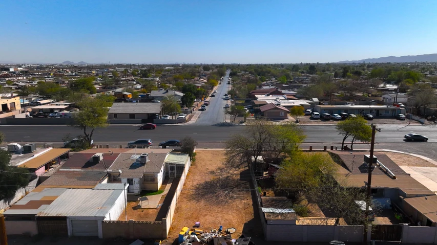 Nearby Listing Image