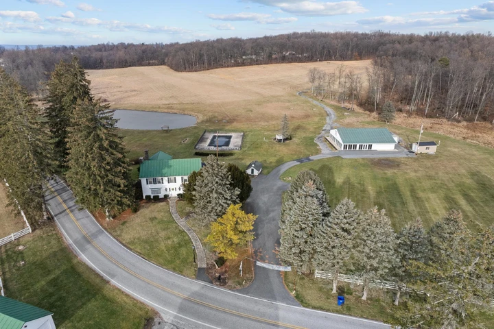 Nearby Listing Image