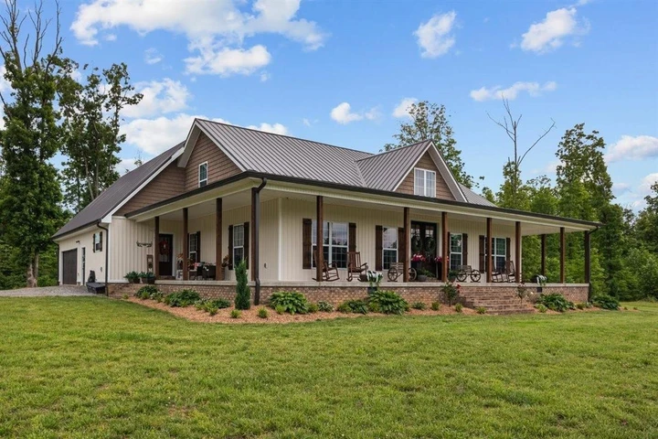 Nearby Listing Image