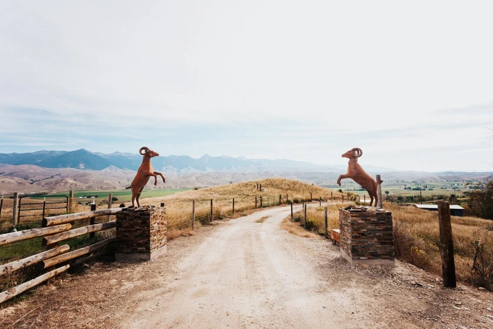 Nearby Listing Image