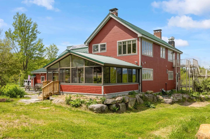 Nearby Listing Image