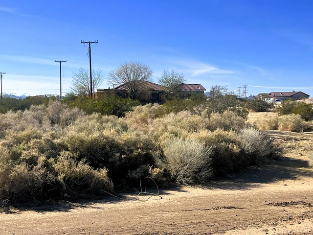 Nearby Listing Image