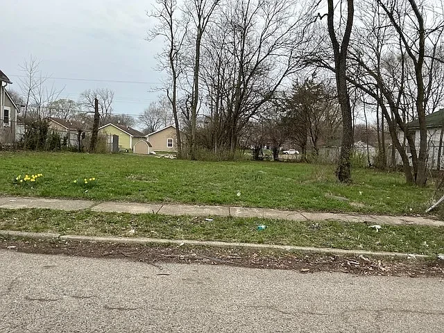 Nearby Listing Image