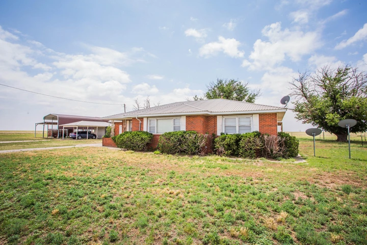 Nearby Listing Image