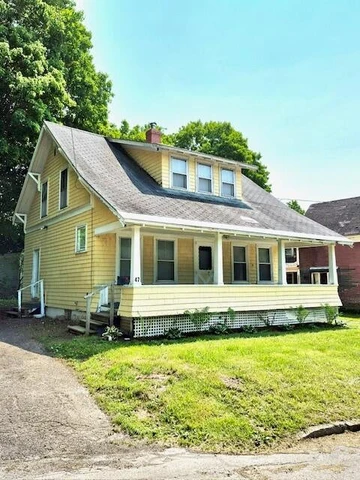 Nearby Listing Image