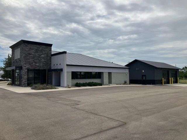 Nearby Listing Image