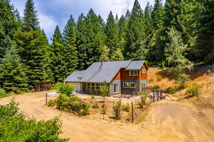 Nearby Listing Image