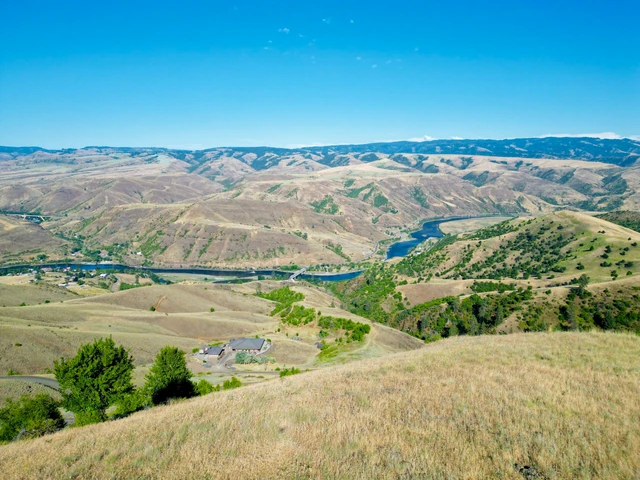 Nearby Listing Image