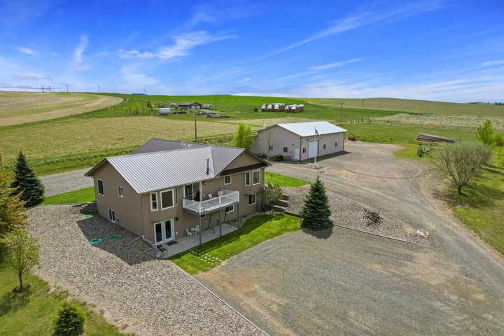 Nearby Listing Image