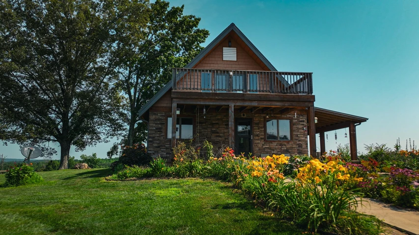 Nearby Listing Image