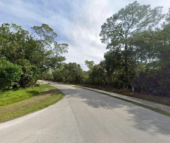 Nearby Listing Image