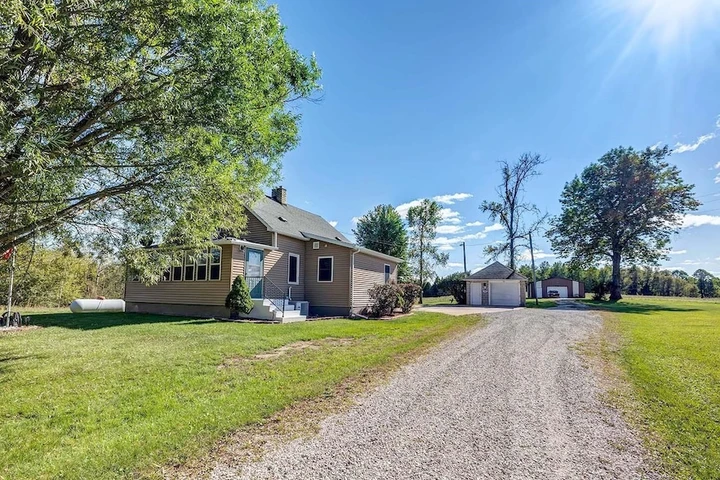 Nearby Listing Image