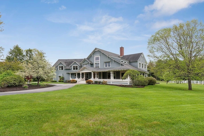 Nearby Listing Image
