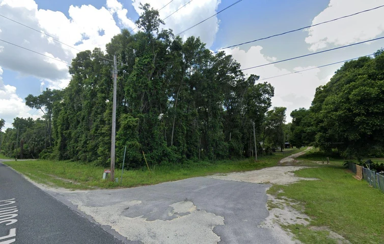Nearby Listing Image