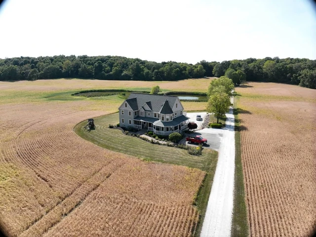Nearby Listing Image