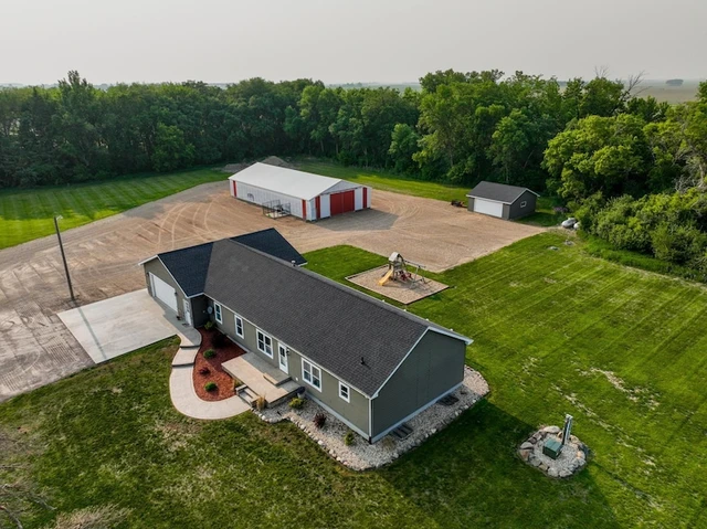 Nearby Listing Image