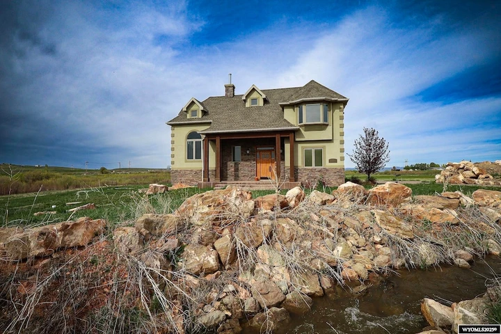 Nearby Listing Image