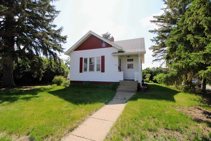 Nearby Listing Image