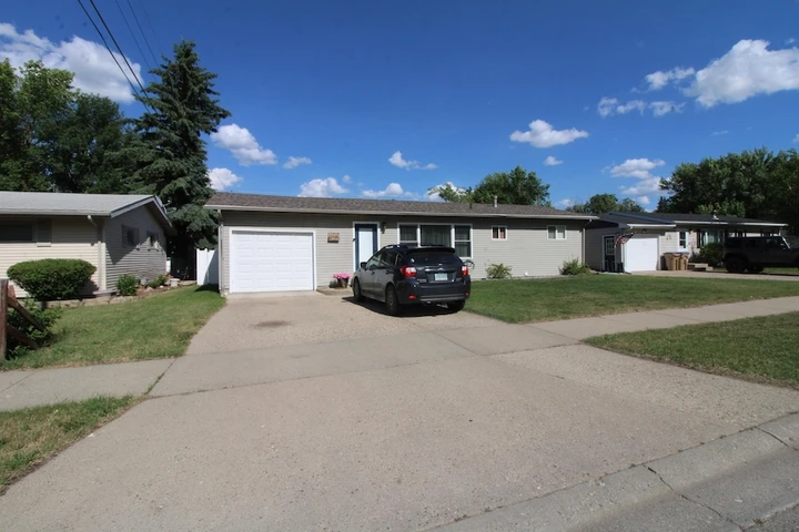 Nearby Listing Image