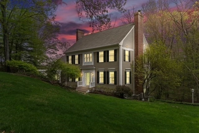 Nearby Listing Image