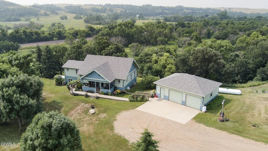 Nearby Listing Image