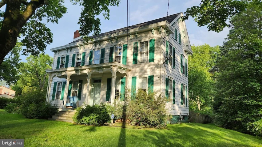 Nearby Listing Image