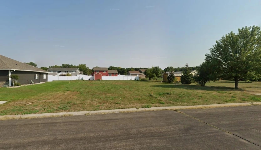 Nearby Listing Image