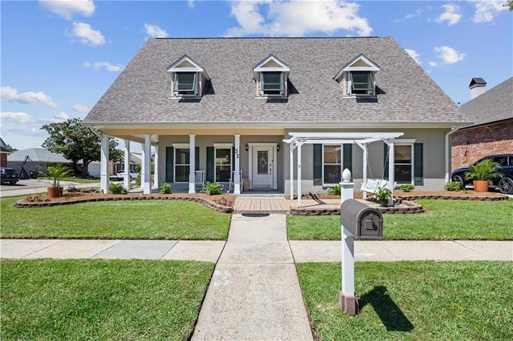 Nearby Listing Image