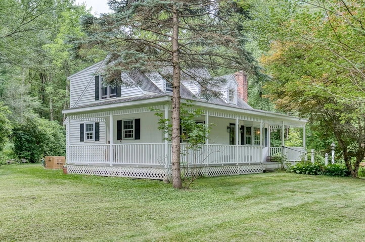 Nearby Listing Image