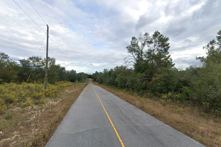 Nearby Listing Image
