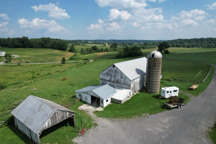 Nearby Listing Image