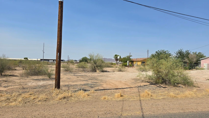 Nearby Listing Image