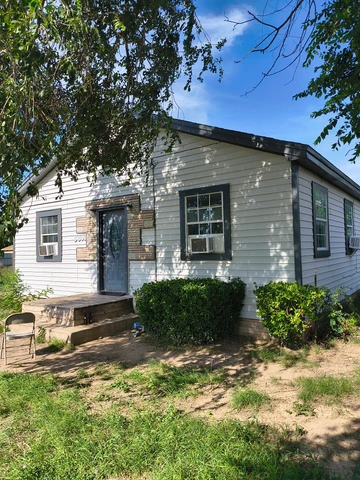 Nearby Listing Image