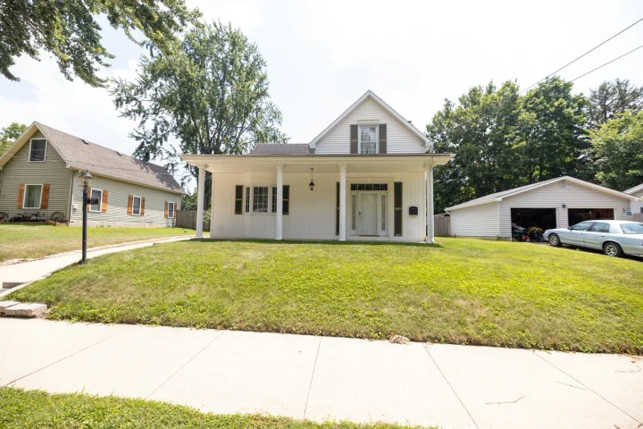 Nearby Listing Image
