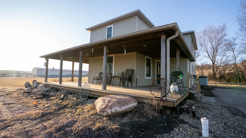 Nearby Listing Image