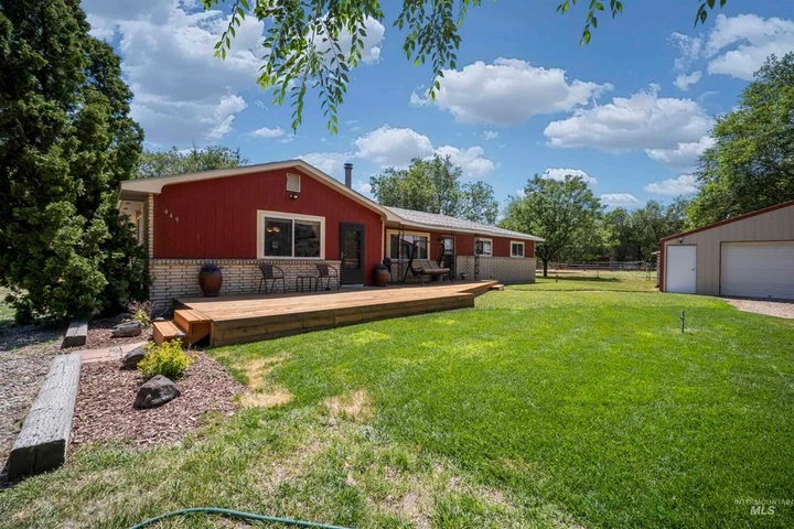 Nearby Listing Image