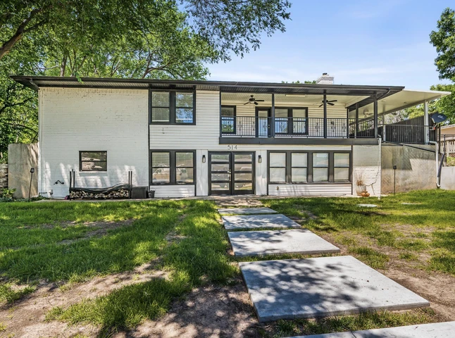 Nearby Listing Image